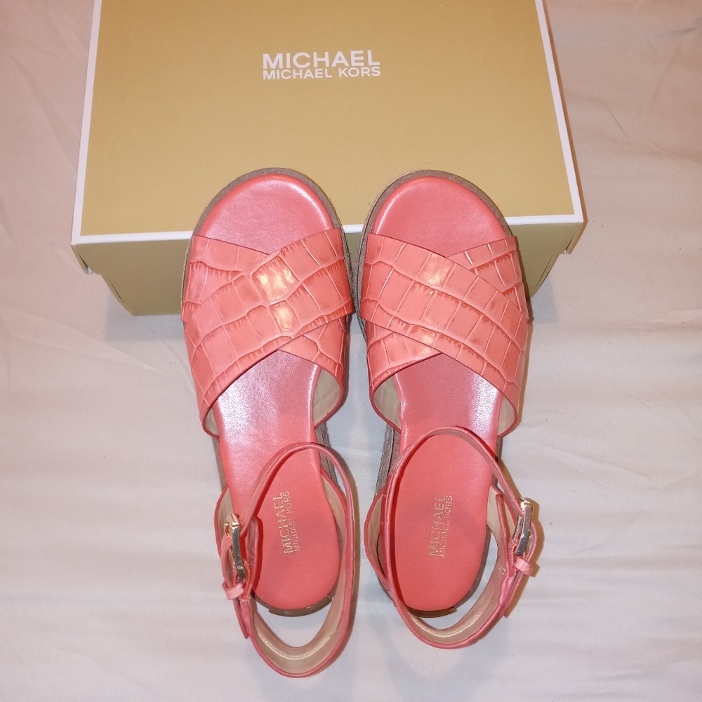 Michael Kors Abbott Leather Sandals - Picture 6 of 9
